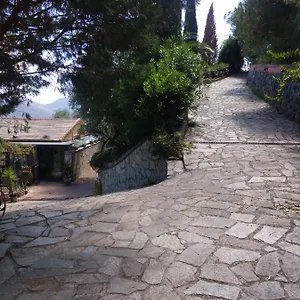 https://appartamento-azalea-montale-liguria.hotelitalianriviera.com