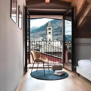 https://penthouse-con-vista-6-minuti-dal-bernina-express.it-lombardy.com