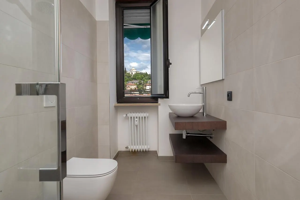 Flats4Rent Alessia Apartment Verona